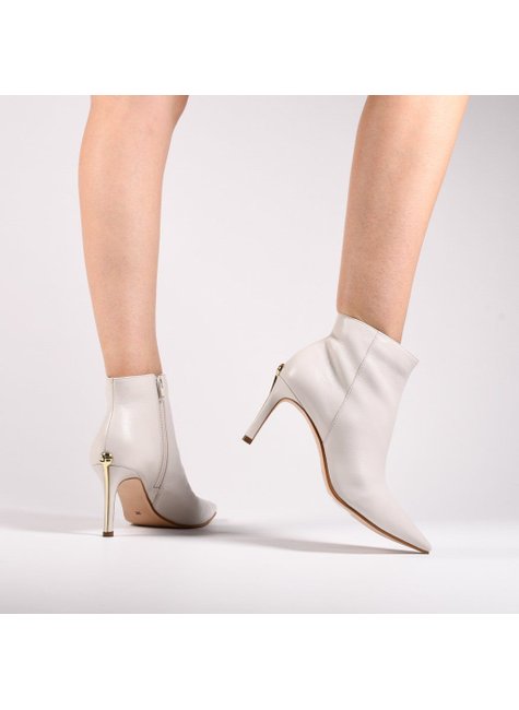 Bota Cano Curto Salto Fino Couro Jorge Bischoff - Main Image