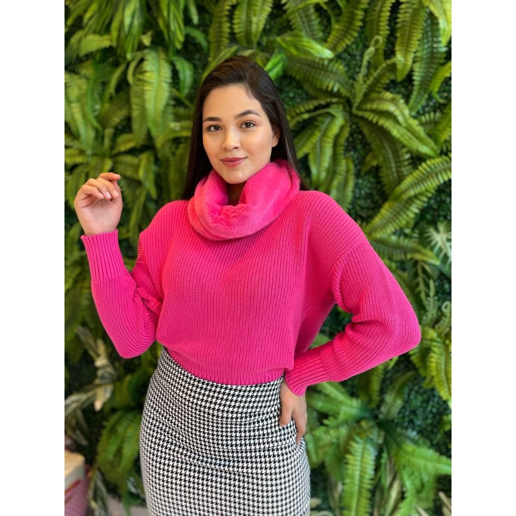 Blusa com Gola de pelo Removível Anselmi